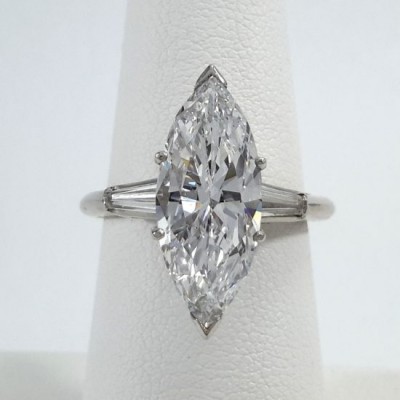Platinum Ladies Engagement Ring R10185